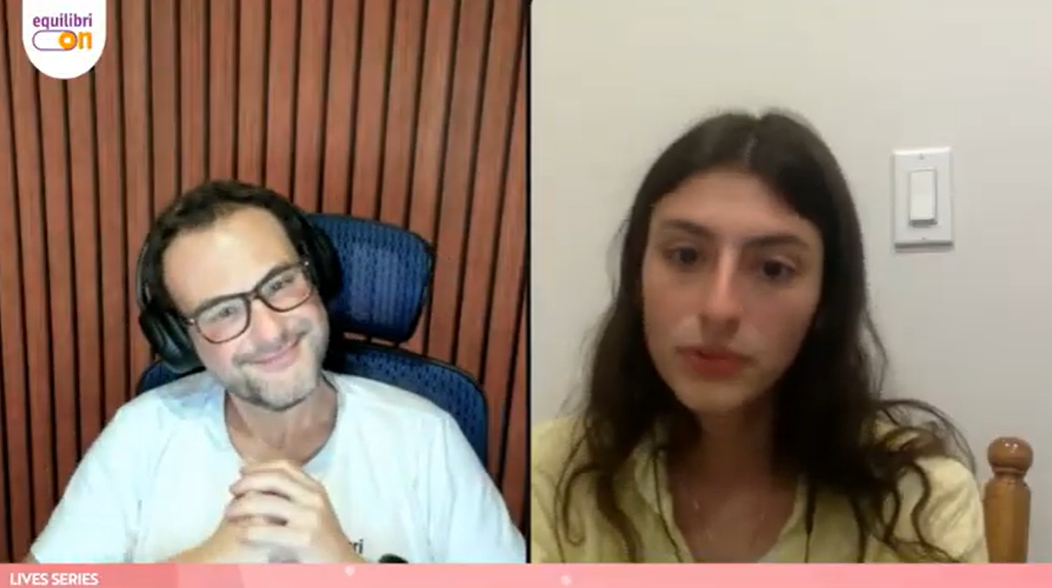 Amor em tempos de tela: o que as telas estão fazendo com os relacionamentos modernos; você sabia que olhar o celular e deixar de interagir com o parceiro tem nome?